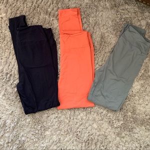 3 pair of leggings